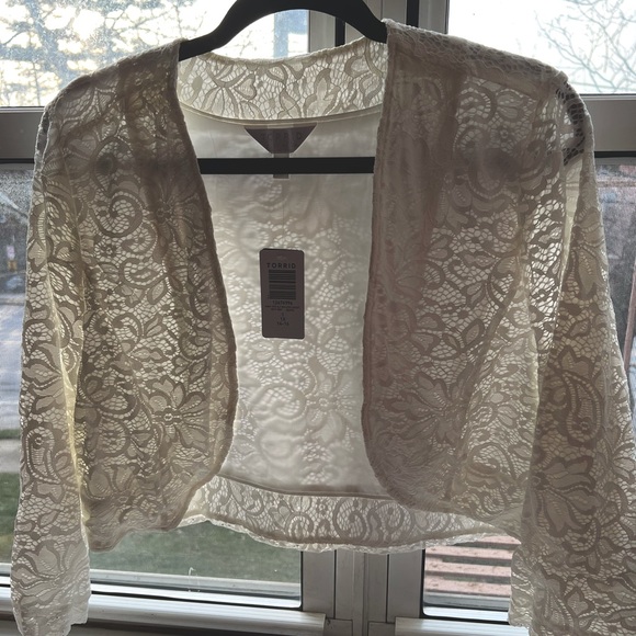 torrid Sweaters - Torrid White Lace Open Front Shrug